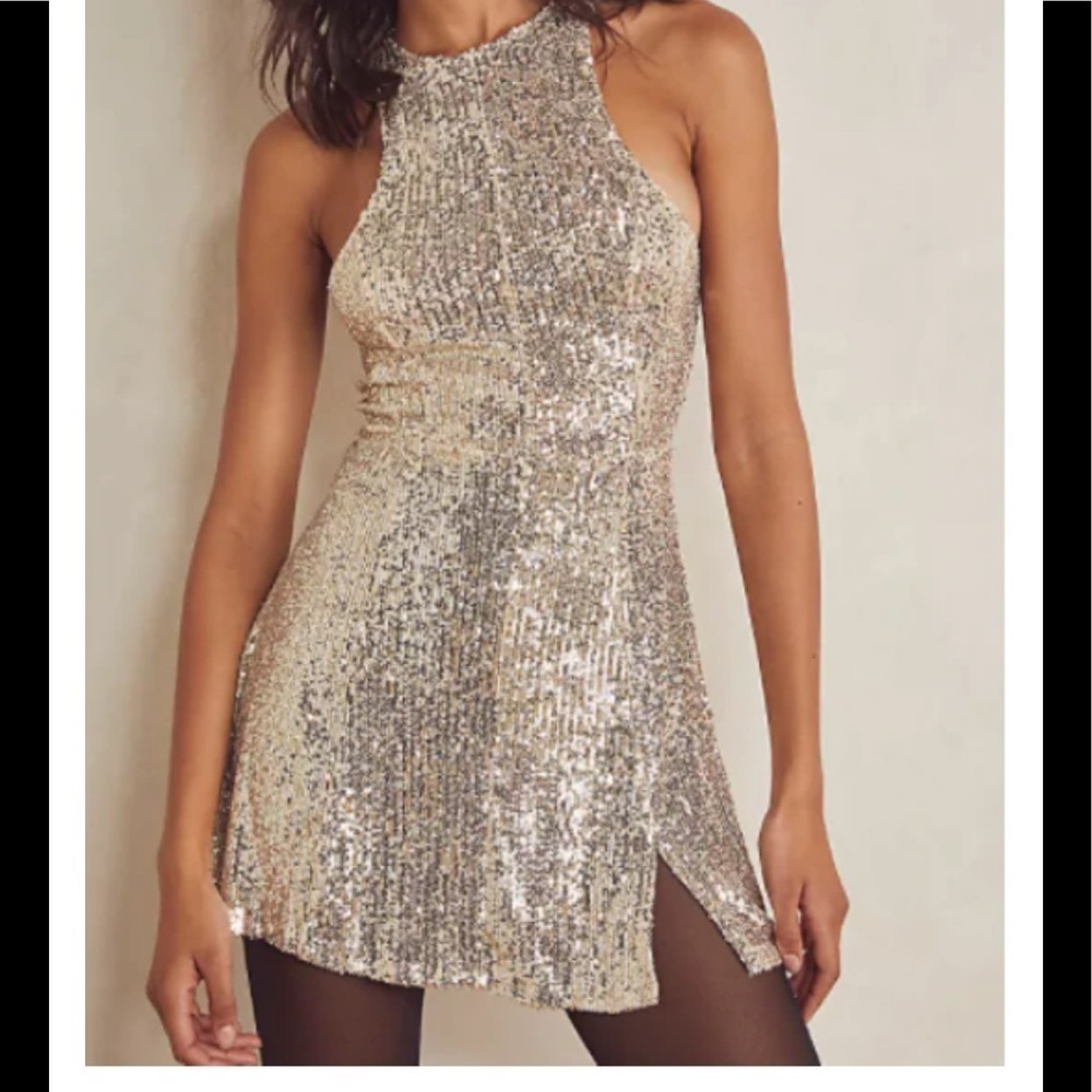 FREE PEOPLE SHINING SEQUIN METALLIC GOLD LACE BACK MINI DRESS SIZE MEDIUM NWOT